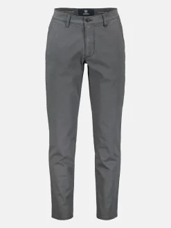 Basic Chino in Strukturqualität, SLIM FIT