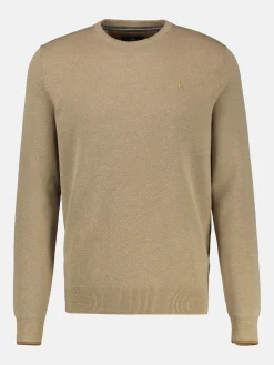 Leichter Strickpullover mit schmaler Rippstuktur