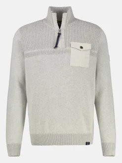 Stricktroyer mit unterschiedlichen Strickstrukturen
